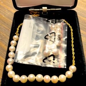 Charming Genuine pearls (add a pearl)